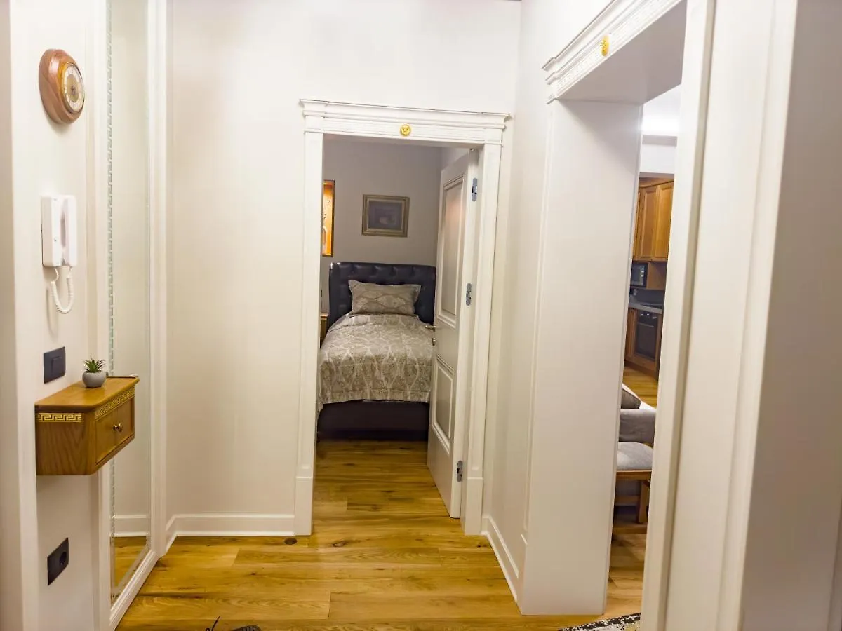 Fleeville Apartment Tirana 0*,